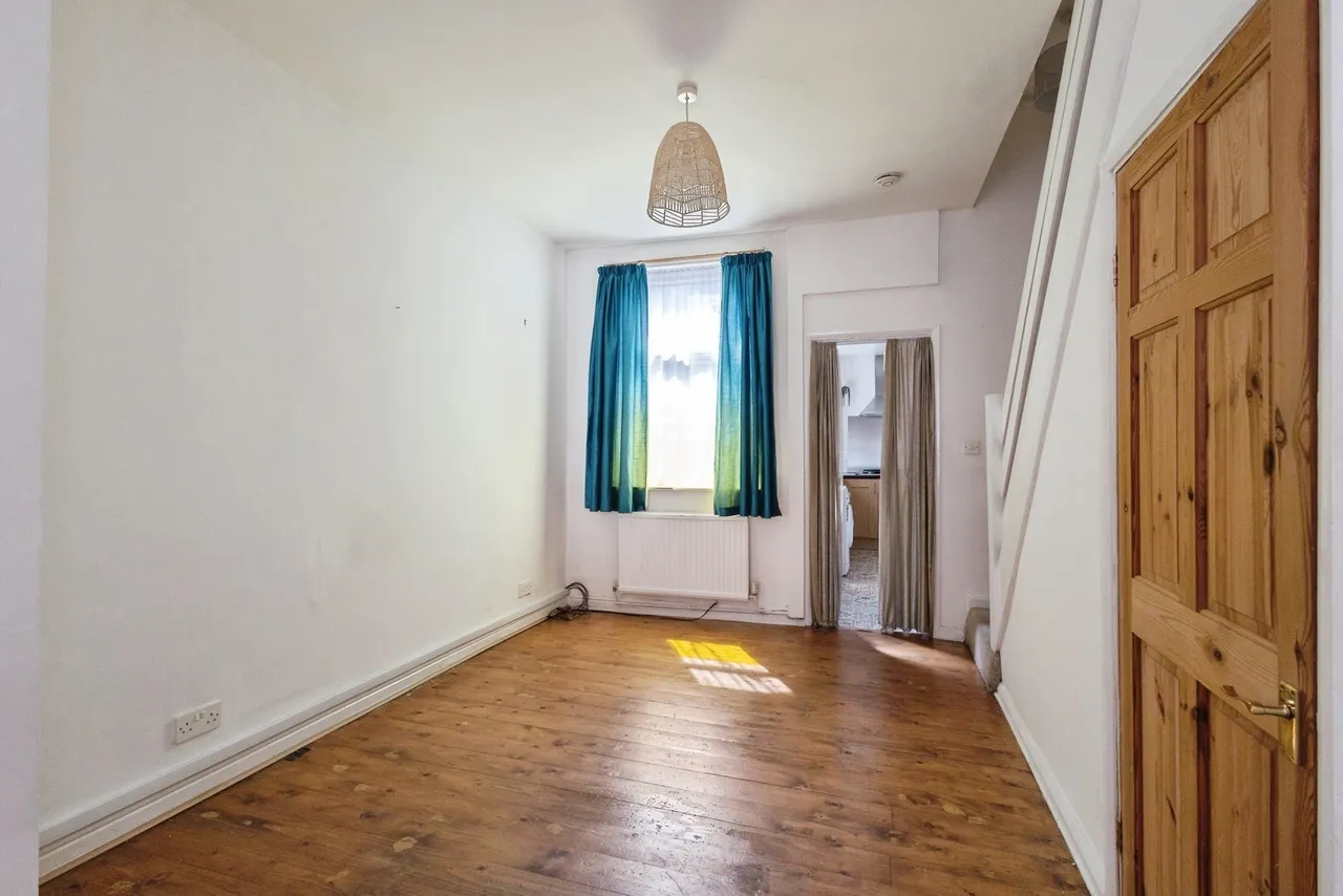 Parkfield Avenue, Manchester, Greater Manchester, M14, photo 6