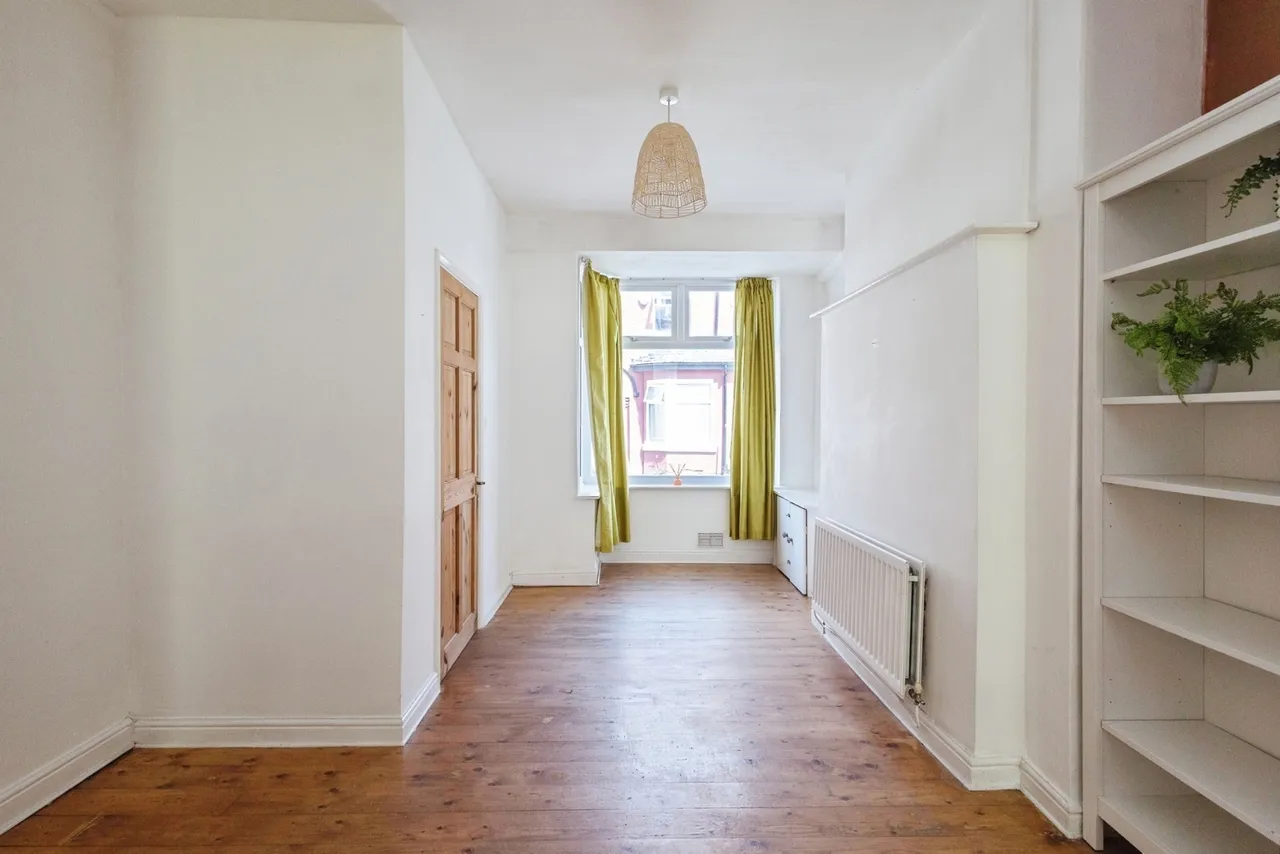 Parkfield Avenue, Manchester, Greater Manchester, M14, photo 5