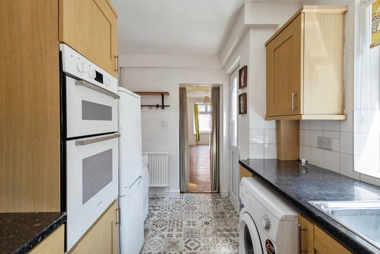 Parkfield Avenue, Manchester, Greater Manchester, M14, photo 13