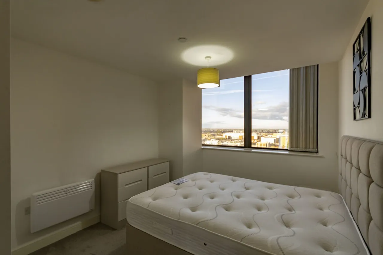 Broad Street, Birmingham, B15, photo 6