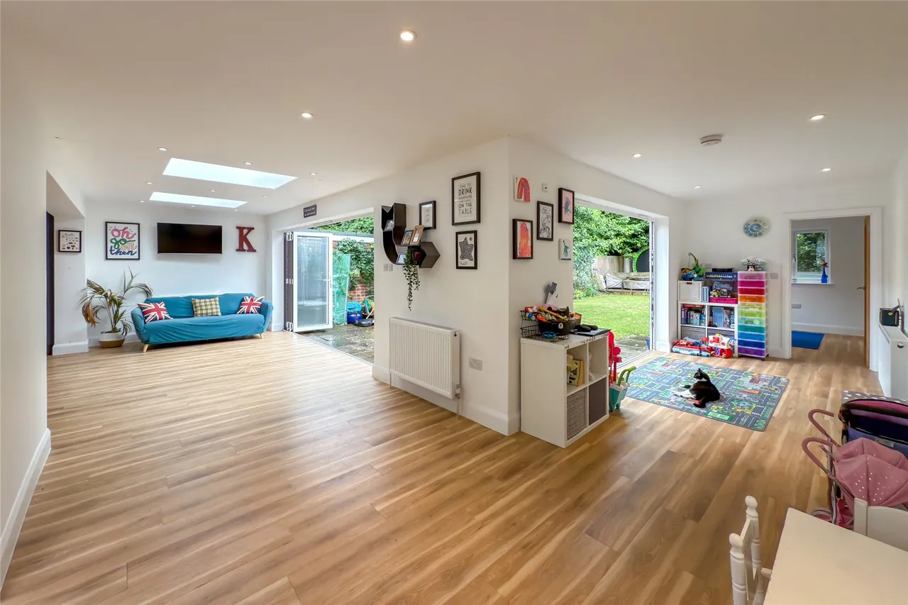 The Park, Redbourn, Hertfordshire, AL3 7LT, photo 6