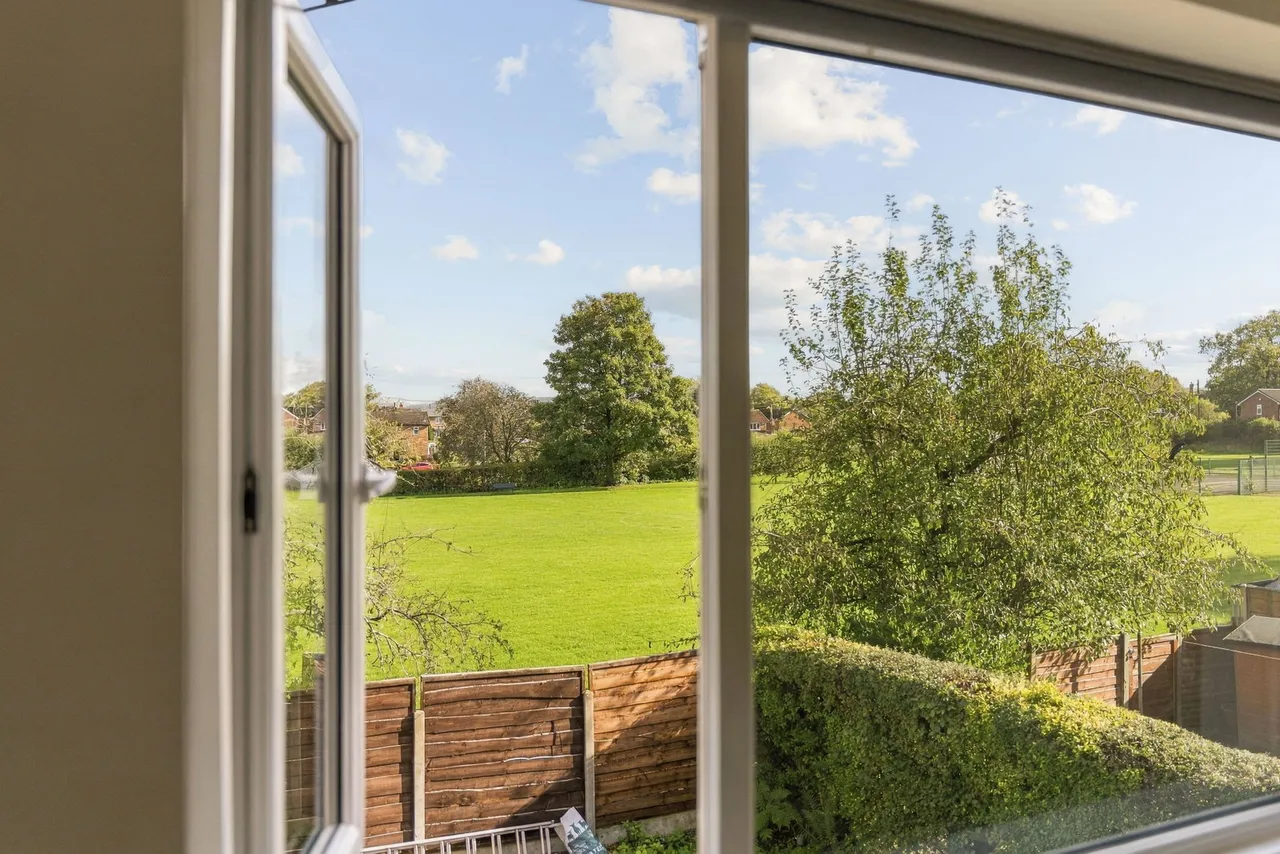 Earlsway, Macclesfield, photo 16
