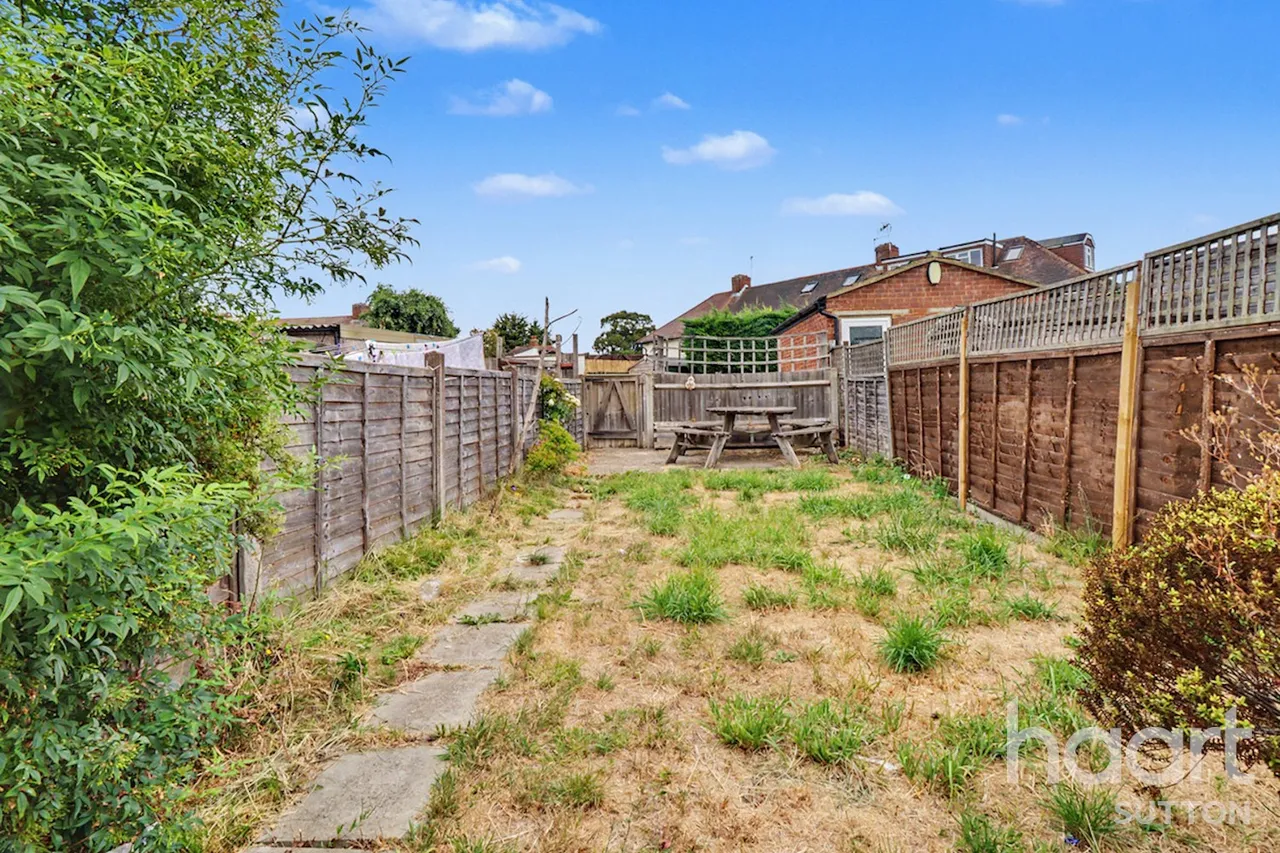 Wrythe Lane, Carshalton, SM5, photo 12