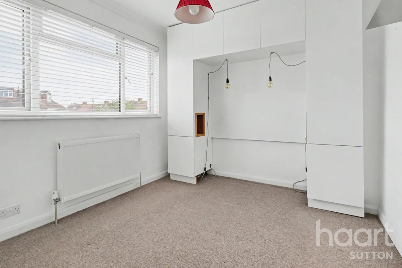 Wrythe Lane, Carshalton, SM5, photo 5