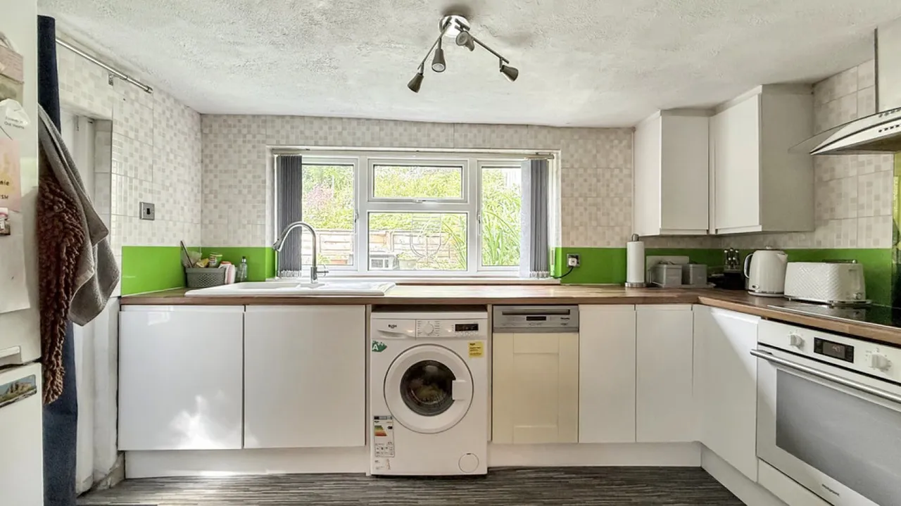Sutton End, Crockerton, BA12, photo 7