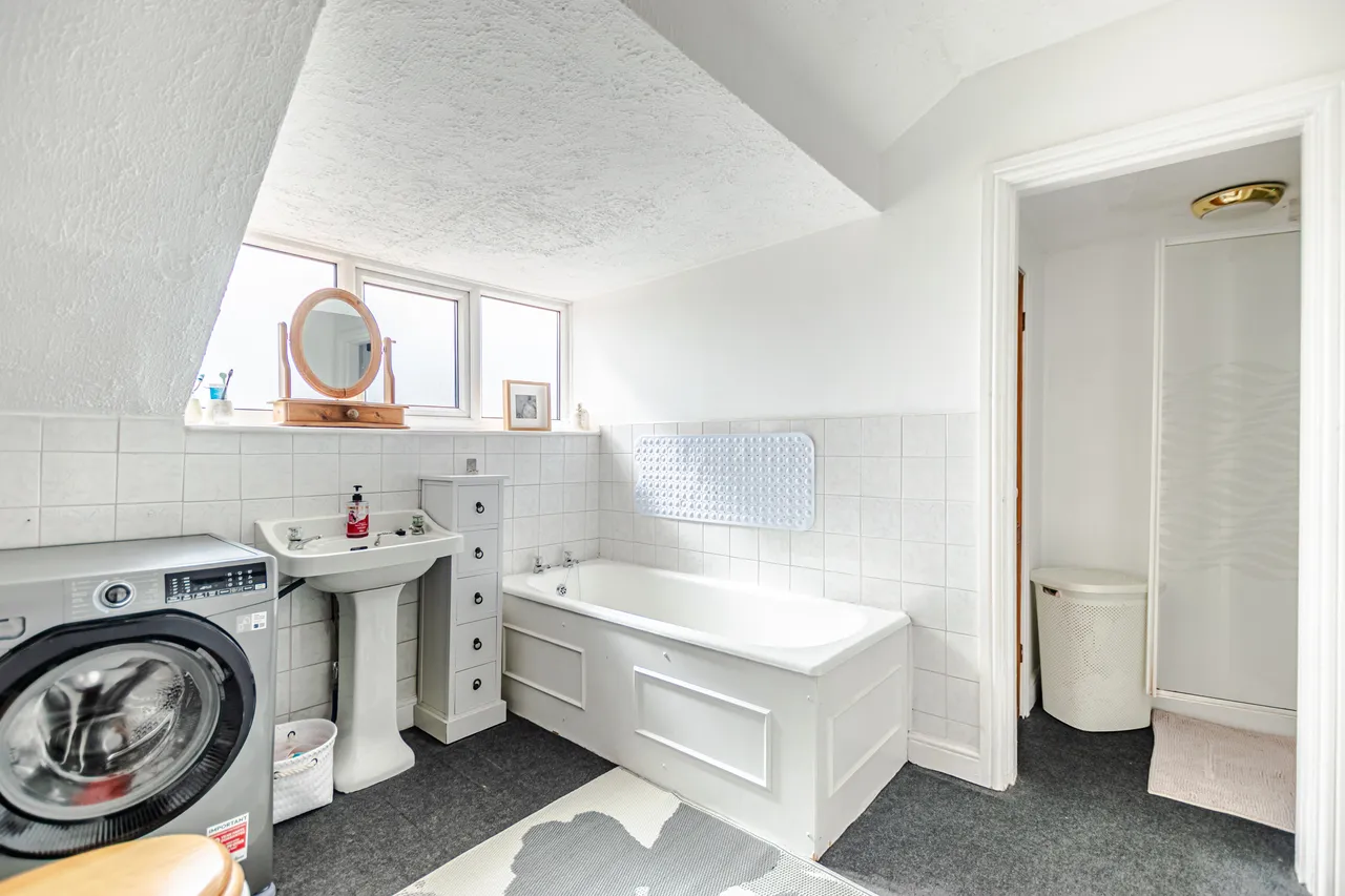 York Road, Tadcaster, LS24, photo 16