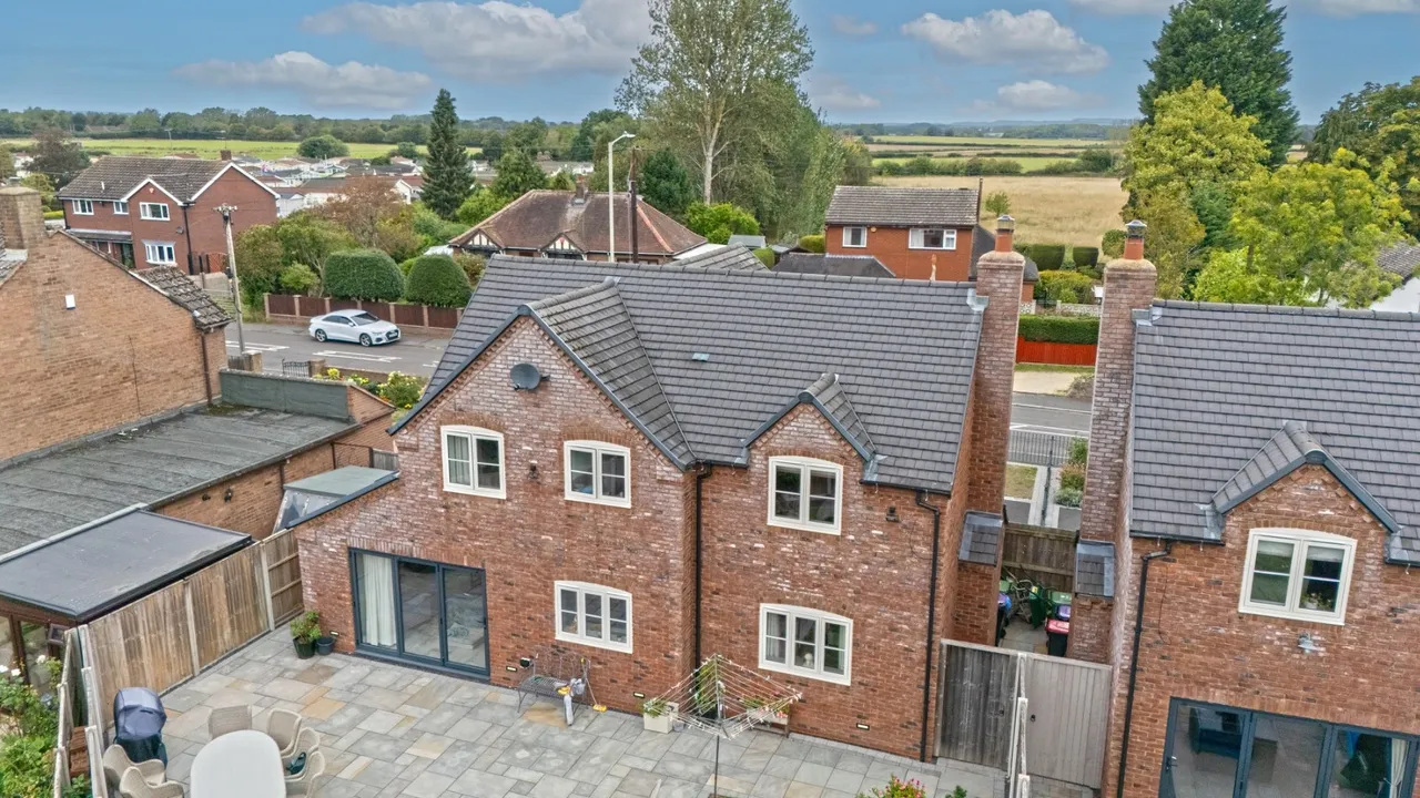 Wellington Road, Muxton, TF2, photo 34