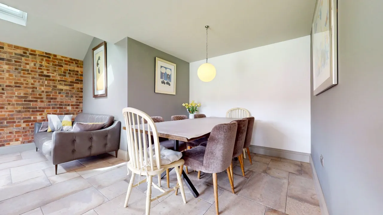 Wellington Road, Muxton, TF2, photo 5