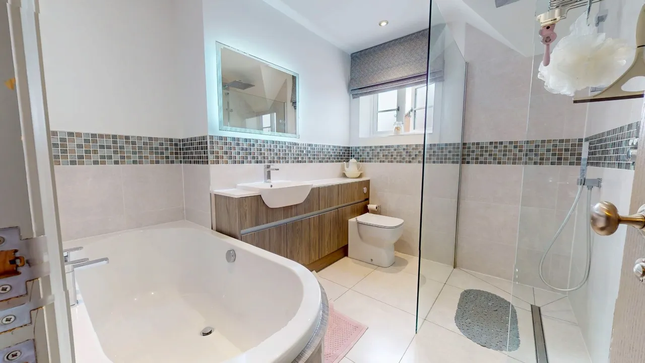 Wellington Road, Muxton, TF2, photo 25