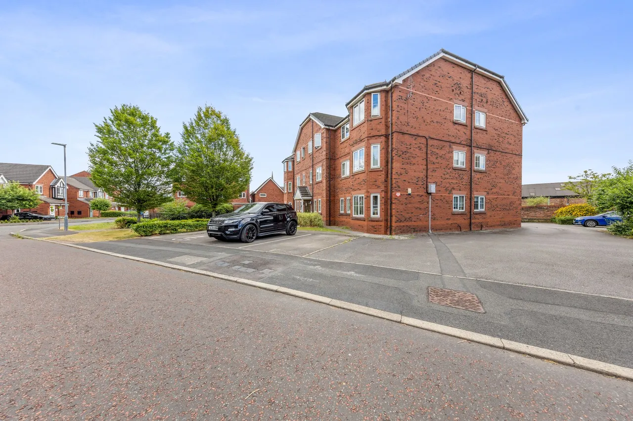 2 bed flat for sale — Sidings Court, Warrington, Warrington, WA1 3FY