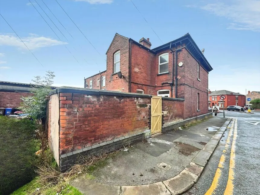 Memorial Road, Worsley, M28, photo 12