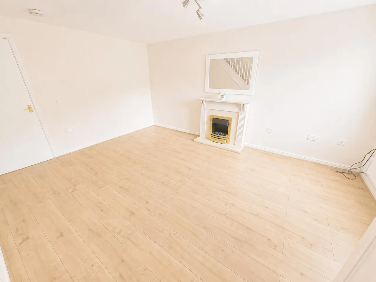 Elsworth Close, Radcliffe, Manchester, M26 1UJ, photo 4