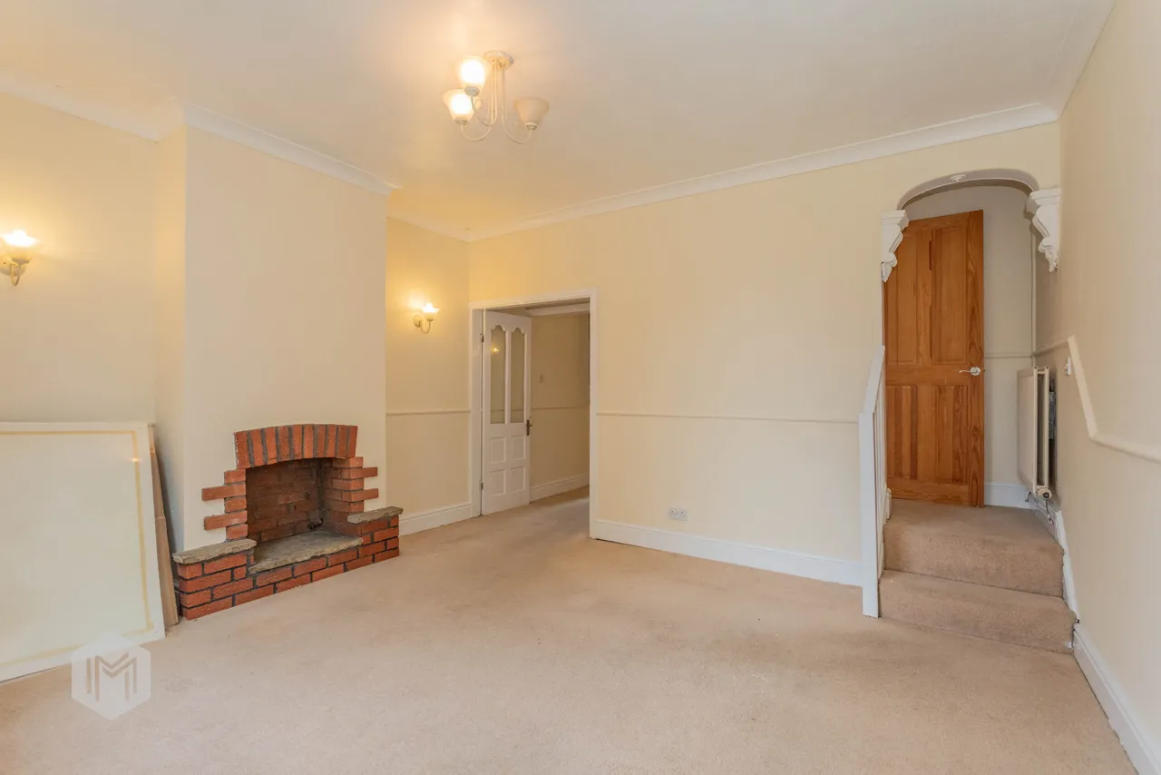 Morris Green Lane, Bolton, BL3 3JU, photo 2