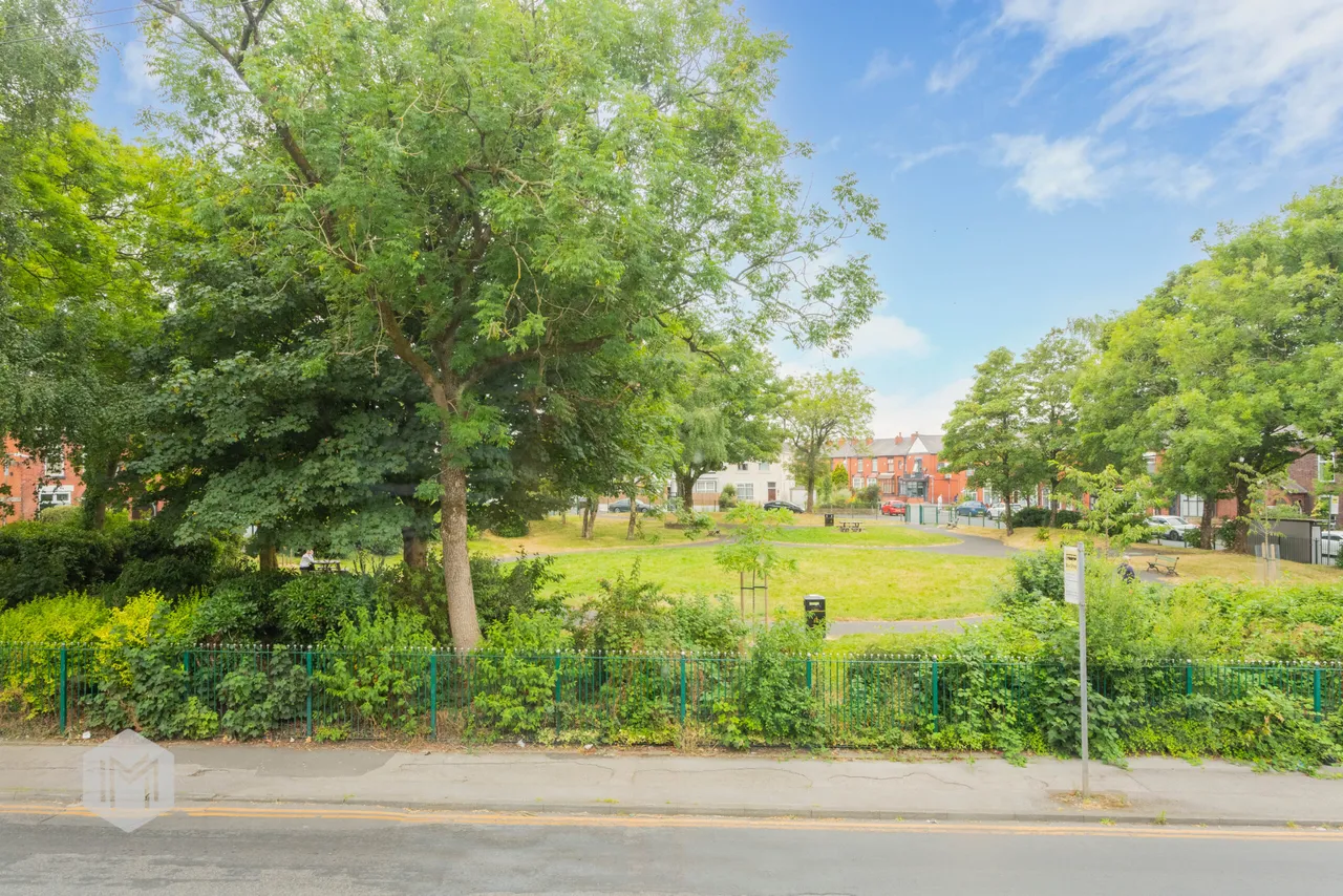 Morris Green Lane, Bolton, BL3 3JU, photo 23