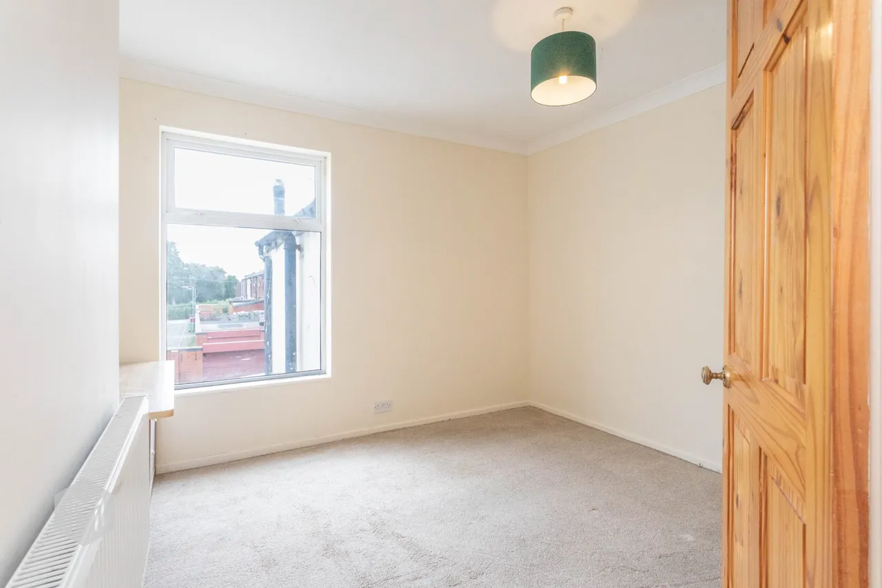 Morris Green Lane, Bolton, BL3 3JU, photo 16
