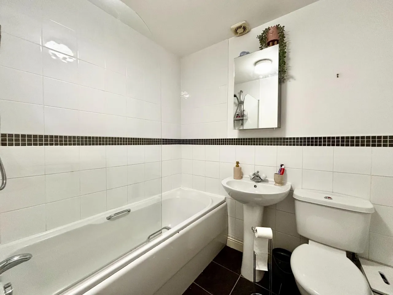 Queensbury Gate, Longbenton, NE12, photo 10