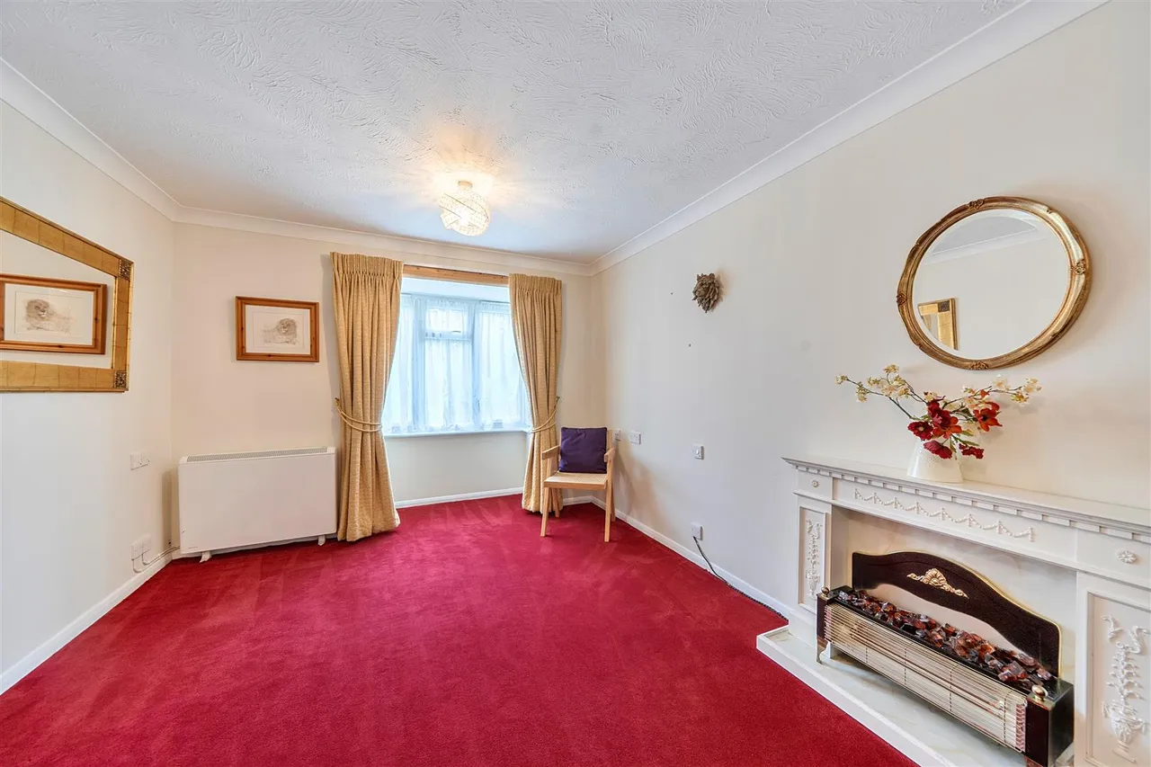 Furzehill Road, Borehamwood, WD6, photo 4