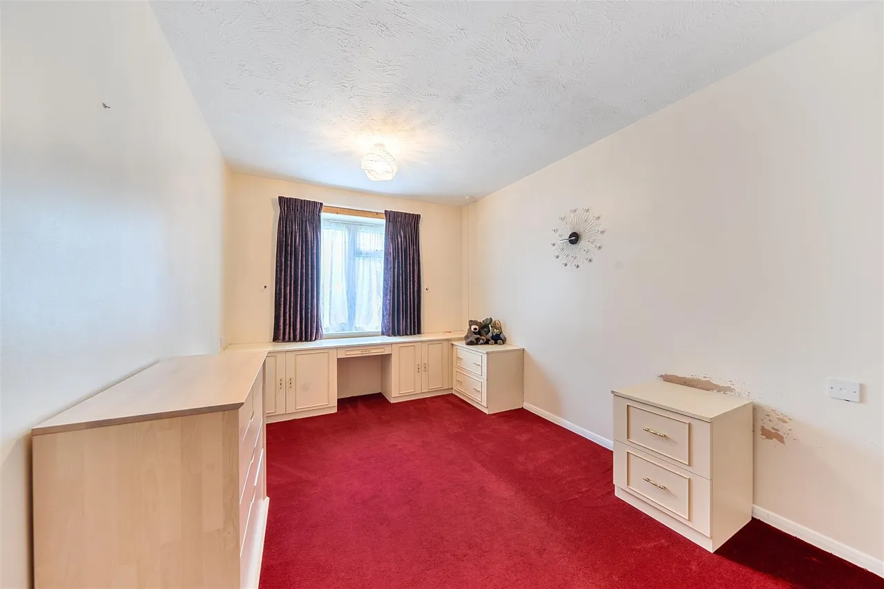 Furzehill Road, Borehamwood, WD6, photo 8