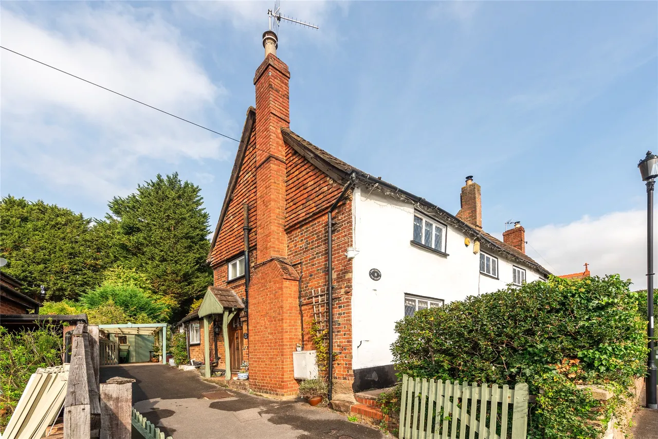 The Square, Aspley Guise, MK17, photo 13