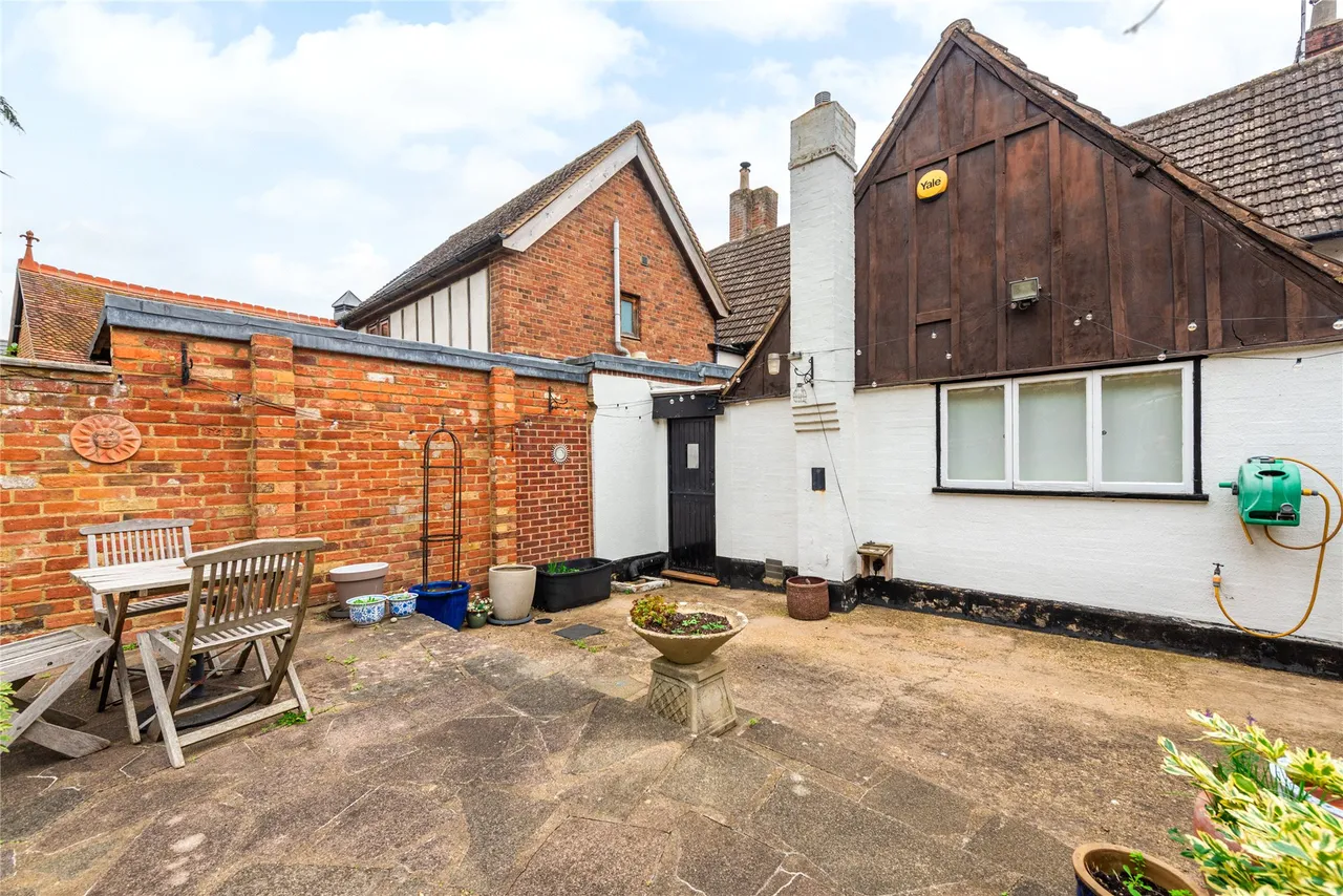 The Square, Aspley Guise, MK17, photo 26