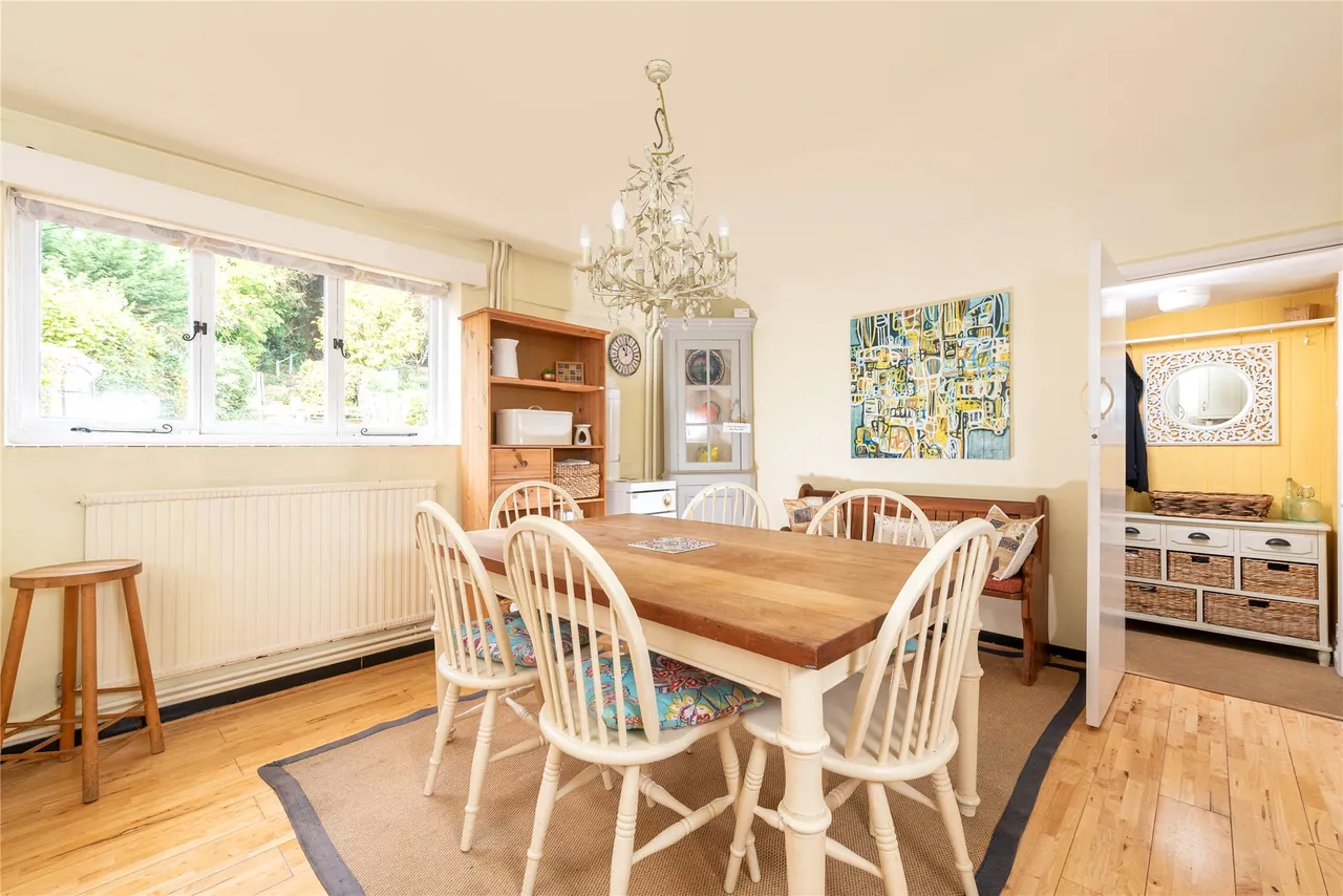 The Square, Aspley Guise, MK17, photo 8