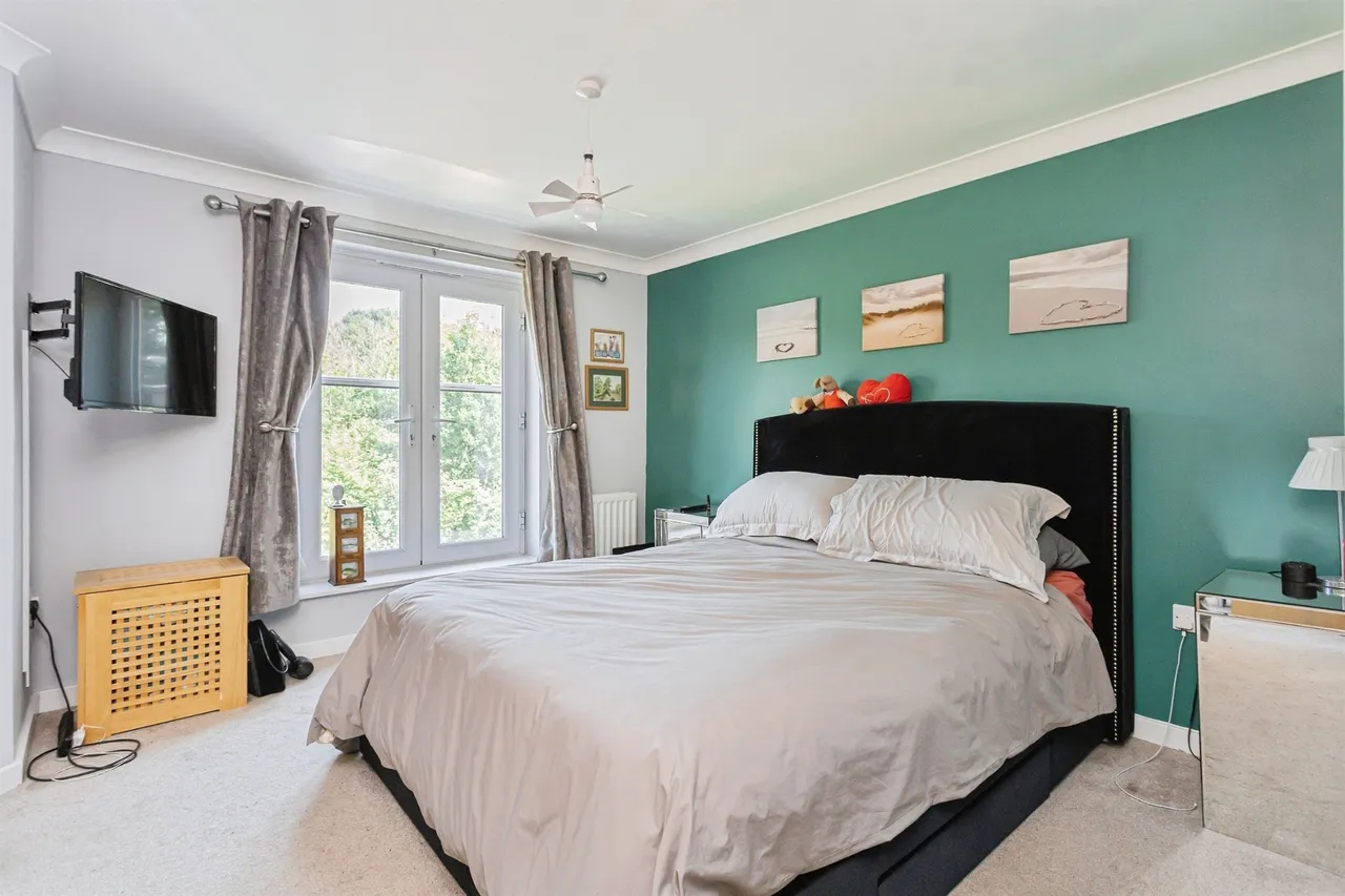 Goldfinch Road, Burgess Hill, RH15, photo 5