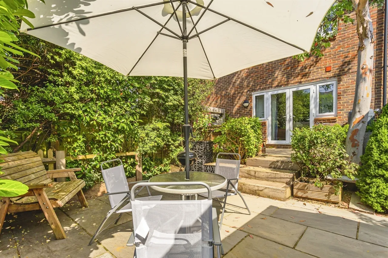 Goldfinch Road, Burgess Hill, RH15, photo 12