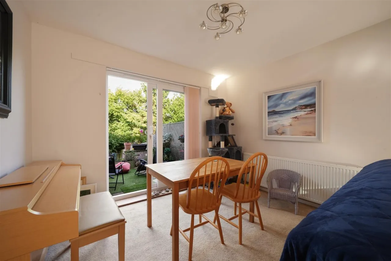 Carter Knowle Avenue, Sheffield, S11, photo 13