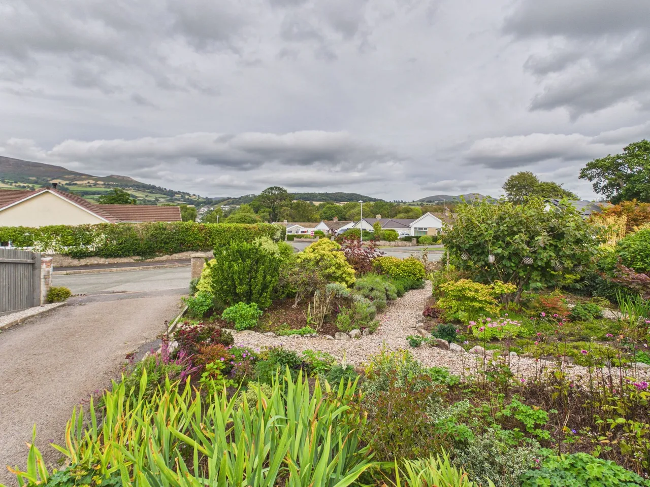 Beaufort Avenue, Llangattock, NP8, photo 25
