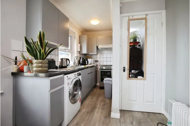 Andover Road, Newbury, RG14, photo 15