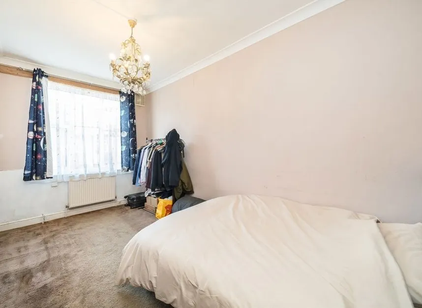 Brownlow Road, New Southgate, N11, photo 5