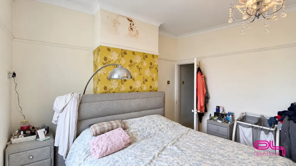 New Hall Lane, Bolton, BL1, photo 11