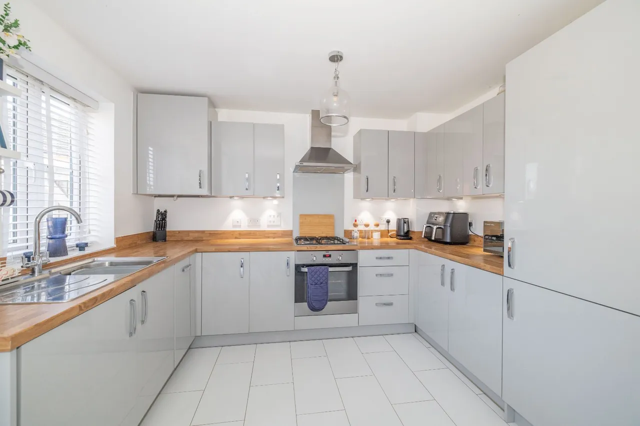 Rhondda Vale, Aylesham, CT3, photo 3
