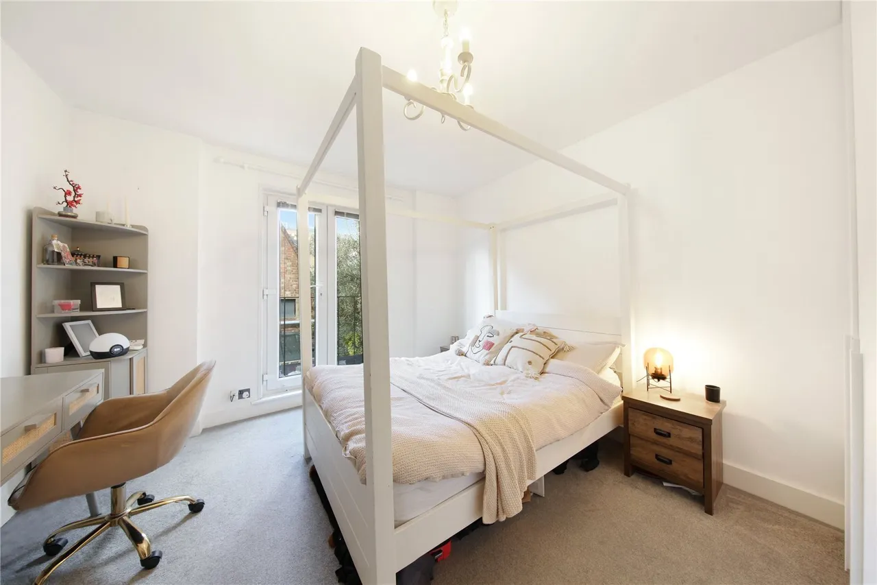 Edgeley Road, London, SW4, photo 4