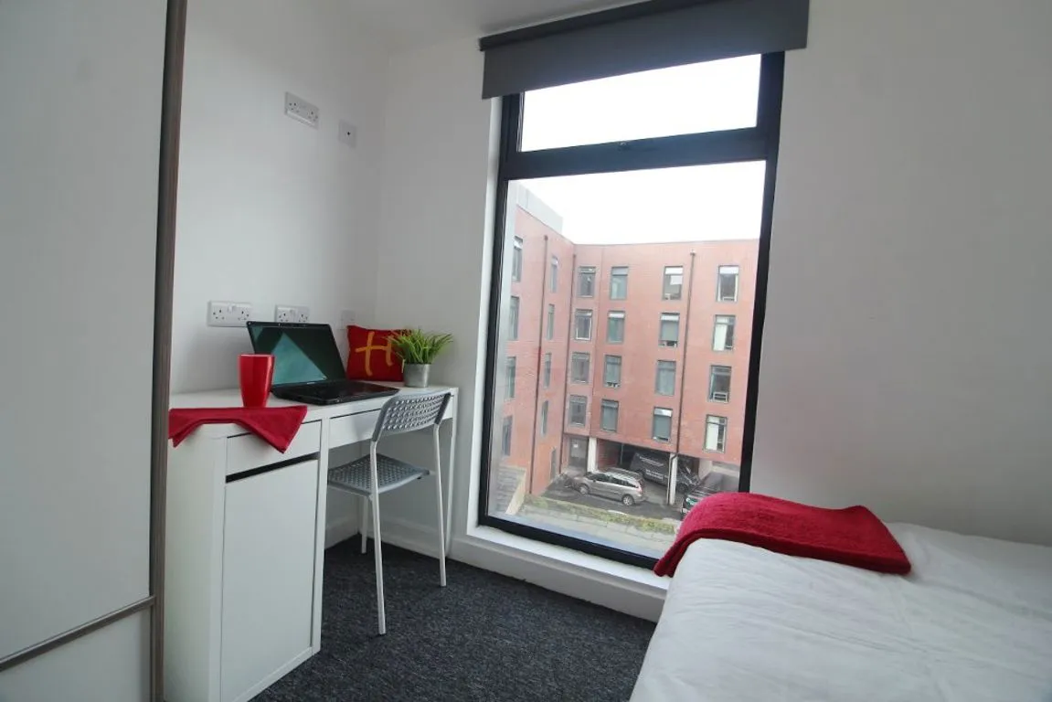 Infirmary Road, Sheffield, S6, photo 2