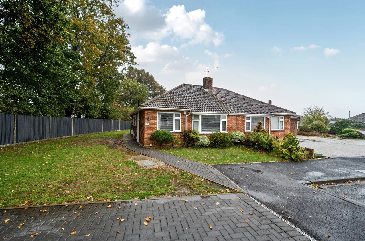 Belmont Close, Stubbington, PO14, photo 11