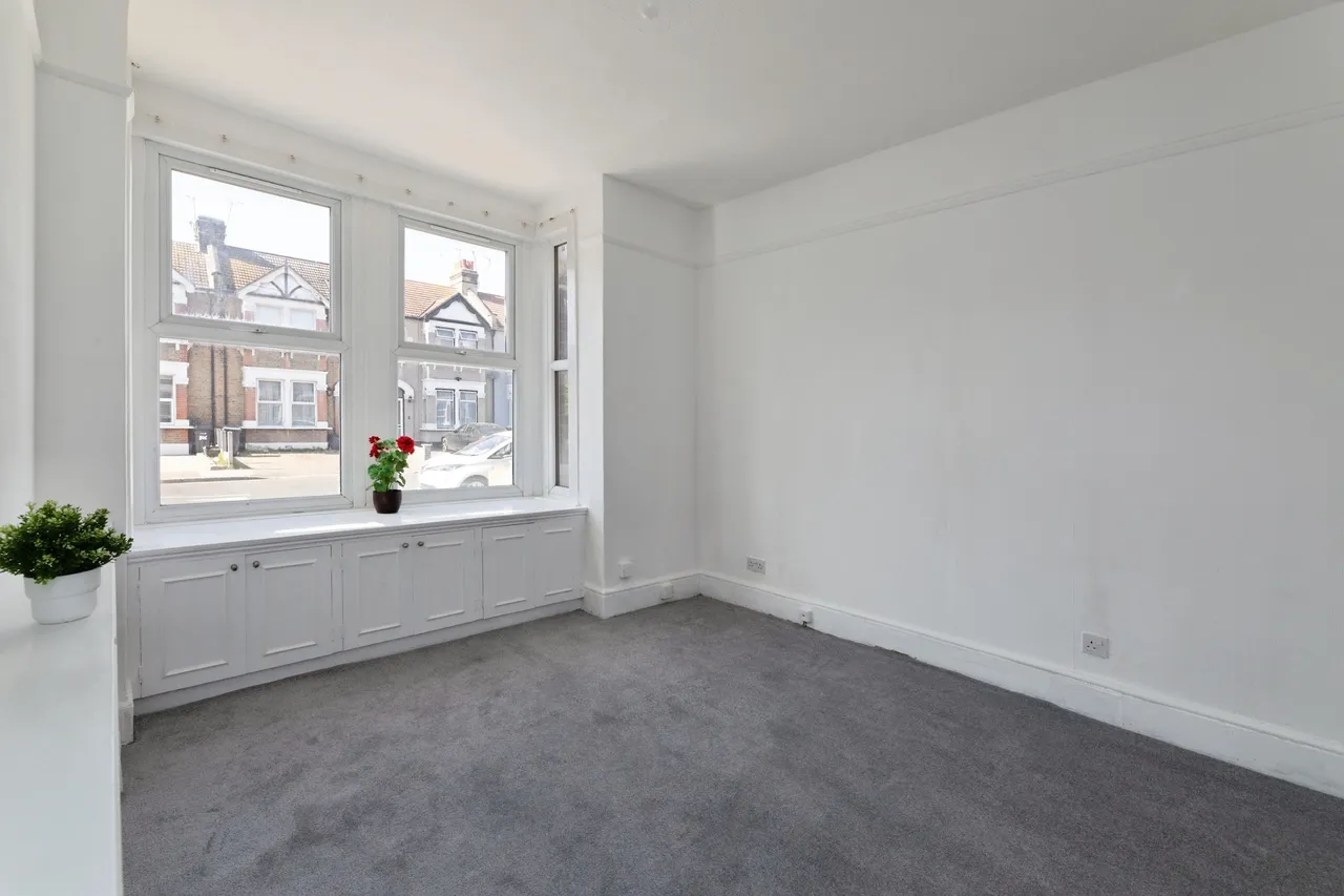 Wellesley Road, Ilford, IG1, photo 13
