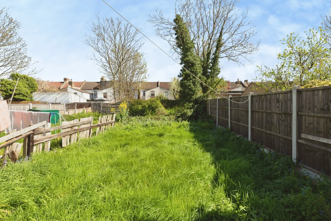 Wellesley Road, Ilford, IG1, photo 15