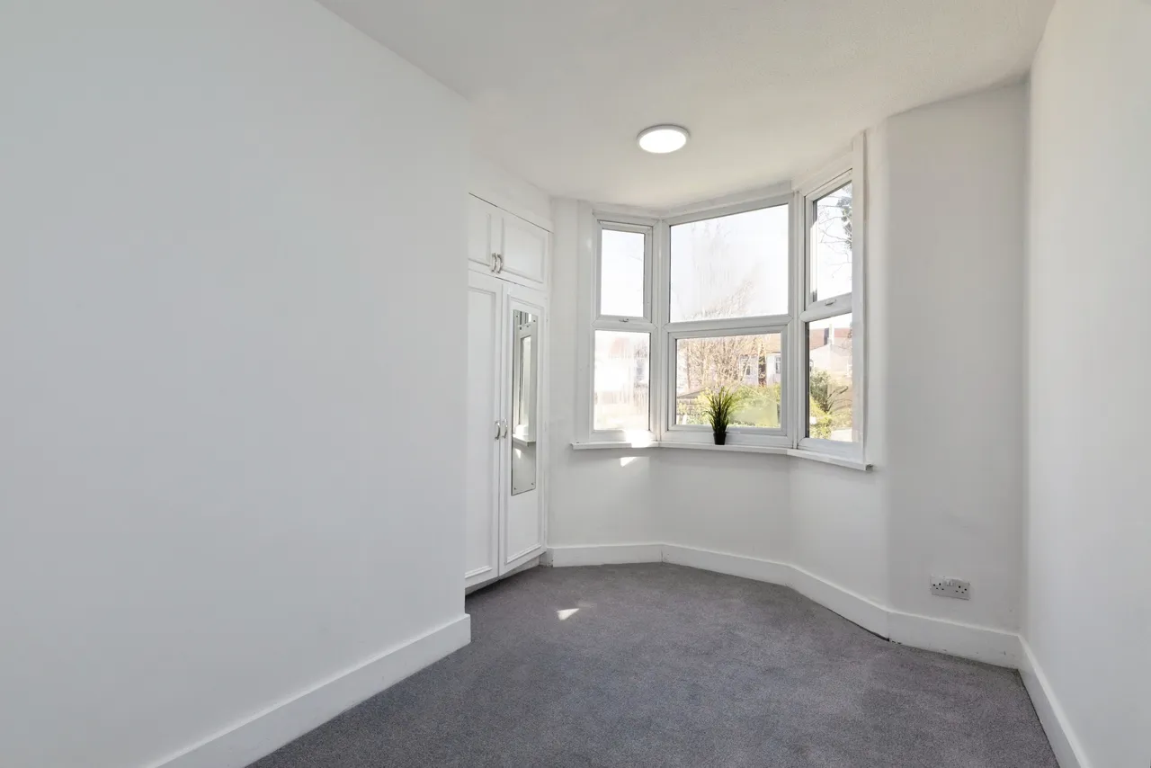 Wellesley Road, Ilford, IG1, photo 6