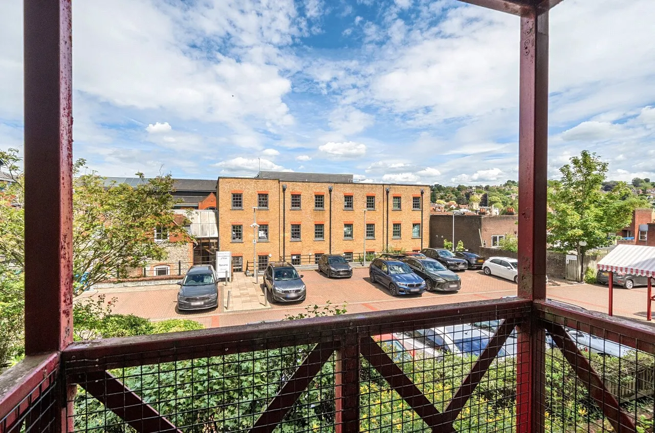 Mount Place, The Mount, GU2, photo 14