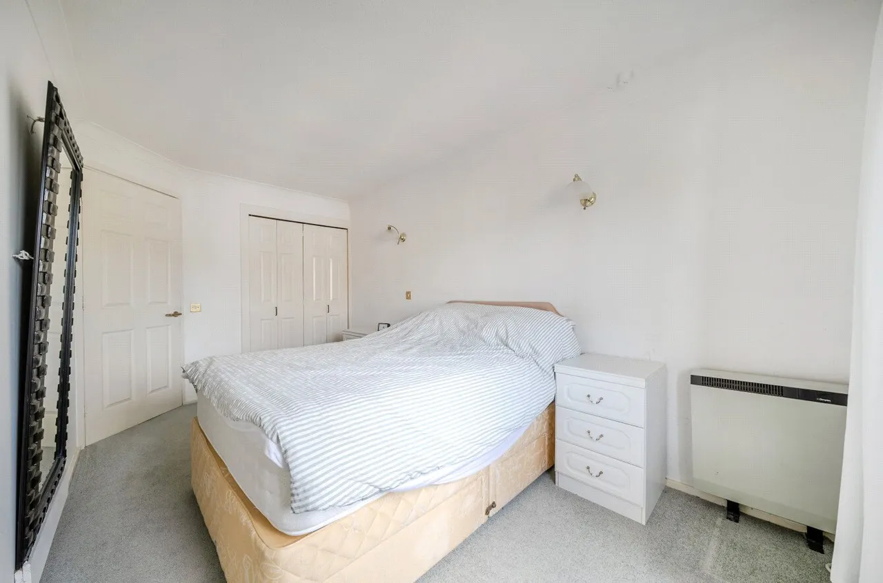 Mount Place, The Mount, GU2, photo 10