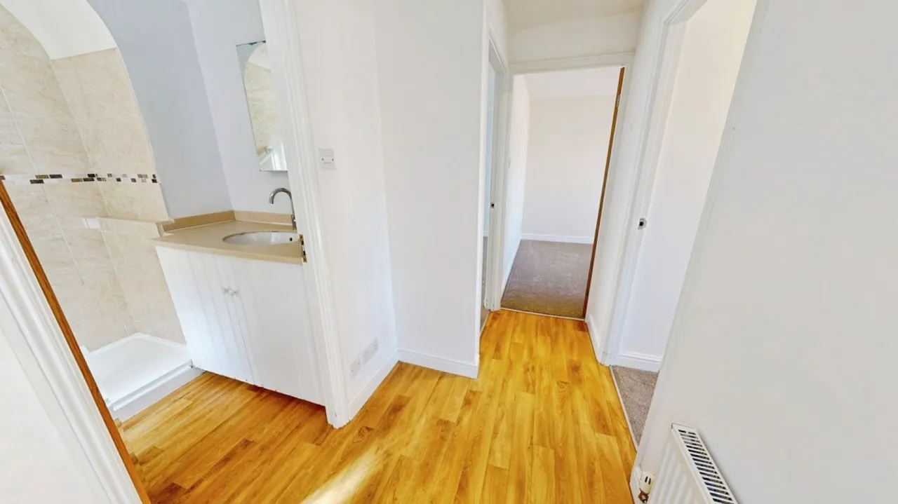 St Davids Close, Warden Hill, photo 12