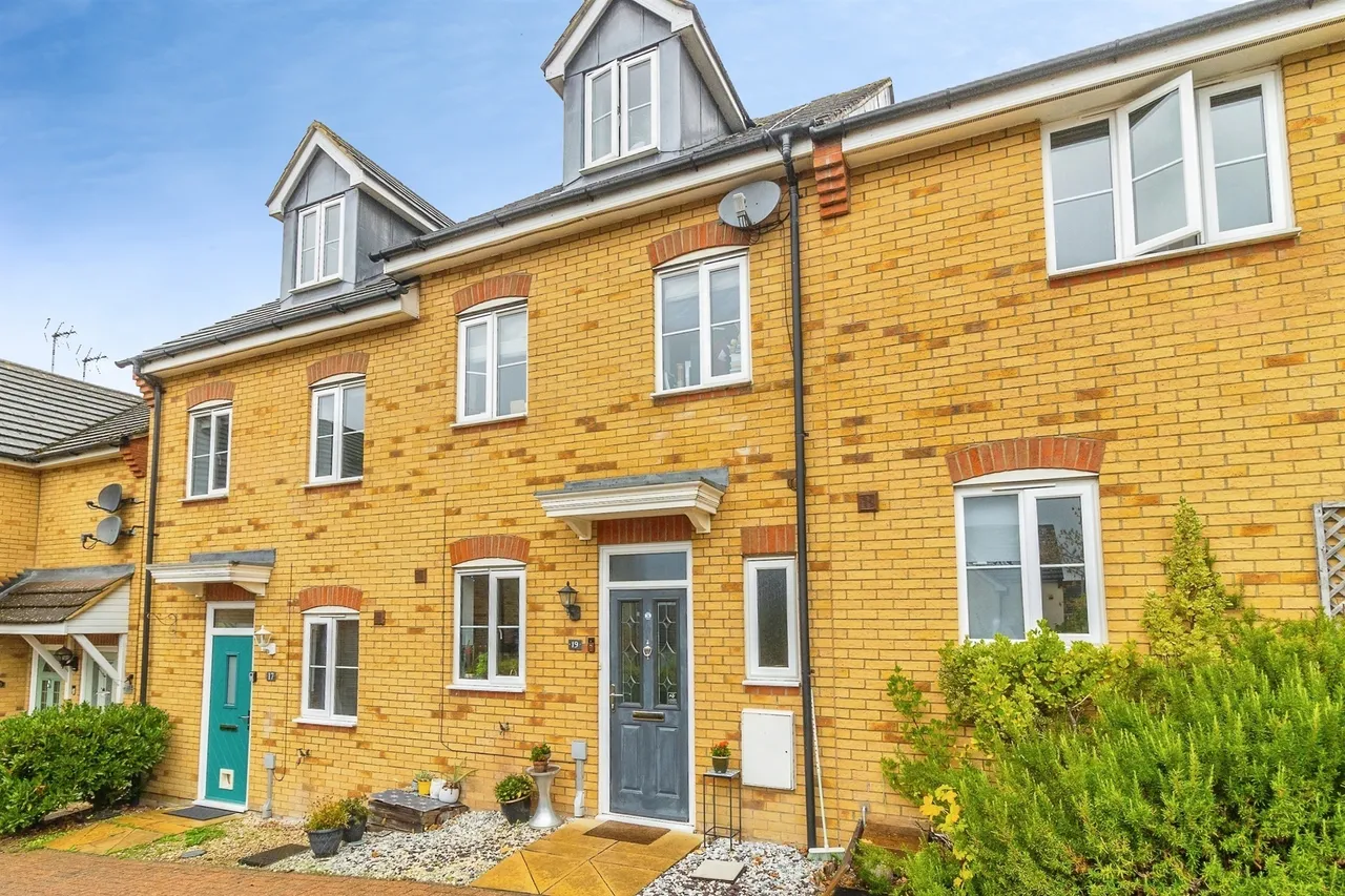 3 bed house for sale, Elliott Way, Leighton Buzzard, LU7