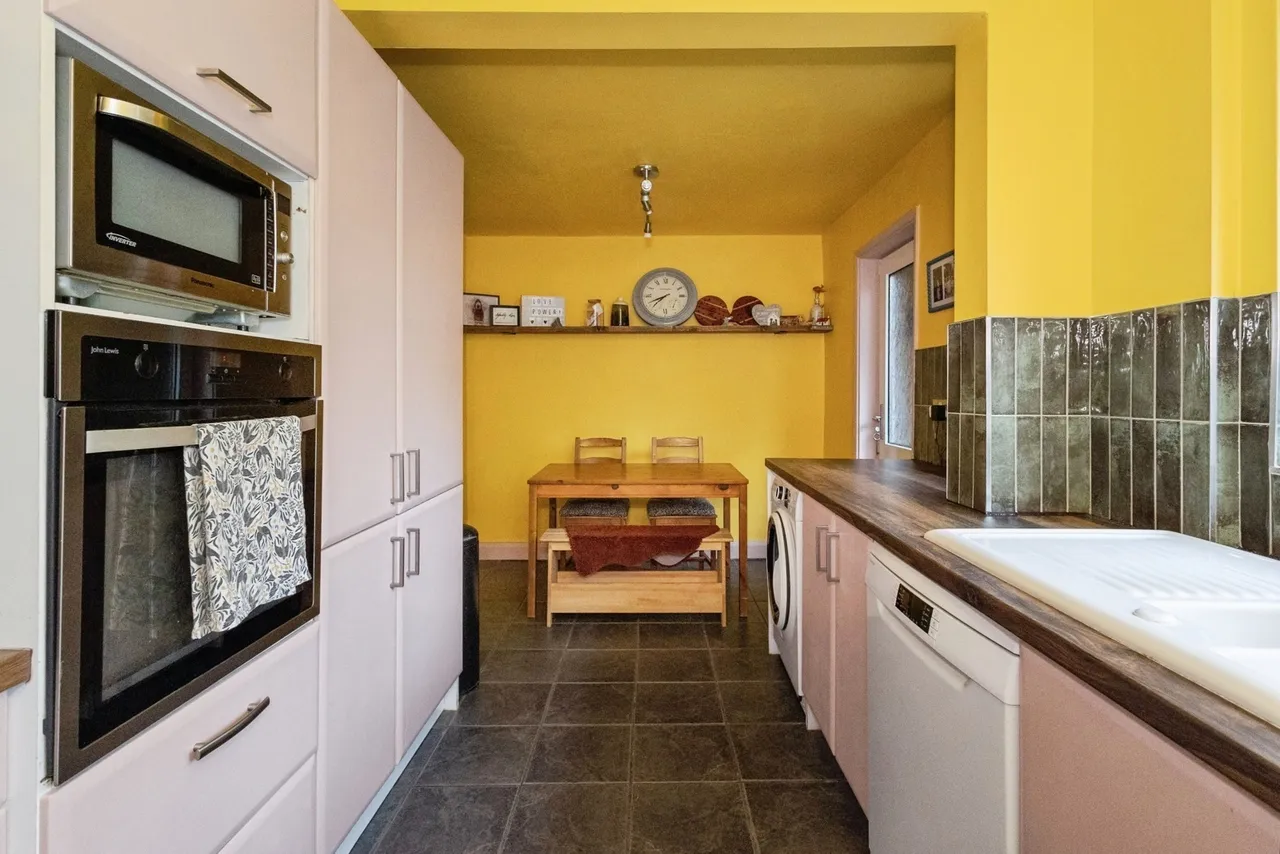 Knutsford Avenue, Stockport, SK4, photo 6