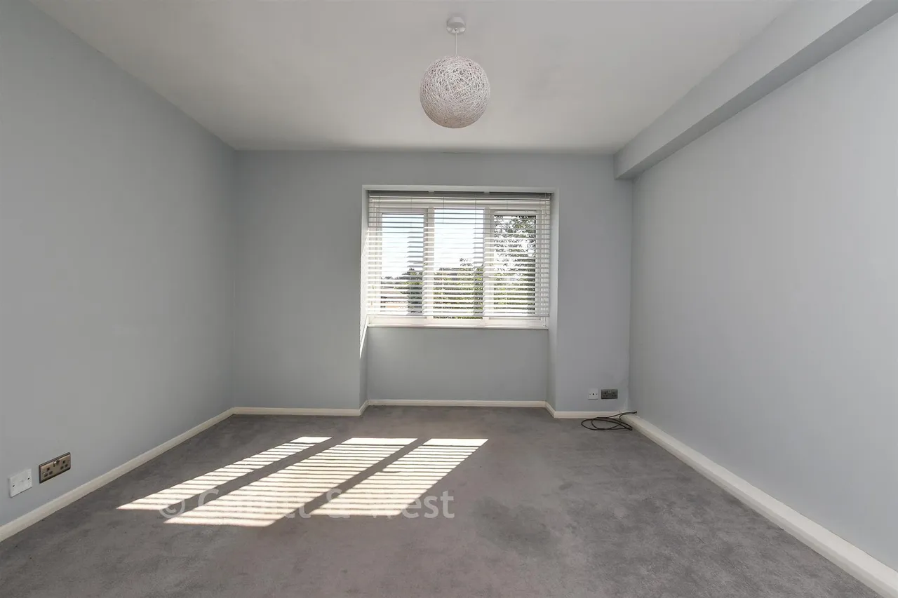 Station Road, Redhill, RH1, photo 7
