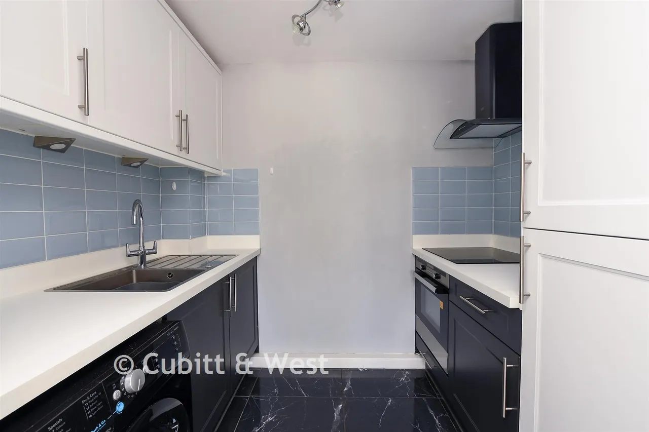 Station Road, Redhill, RH1, photo 3