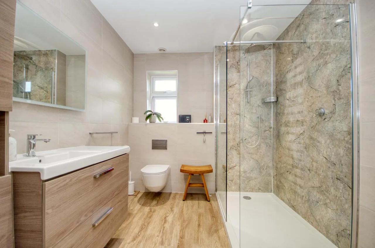 Oak Vale, West End, SO30, photo 13