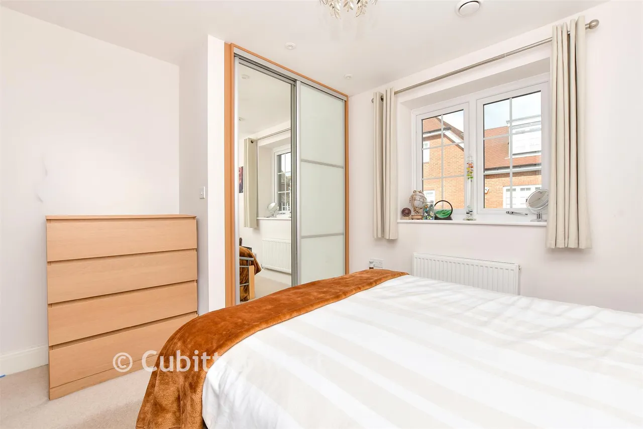 William Way, Godstone, RH9, photo 8