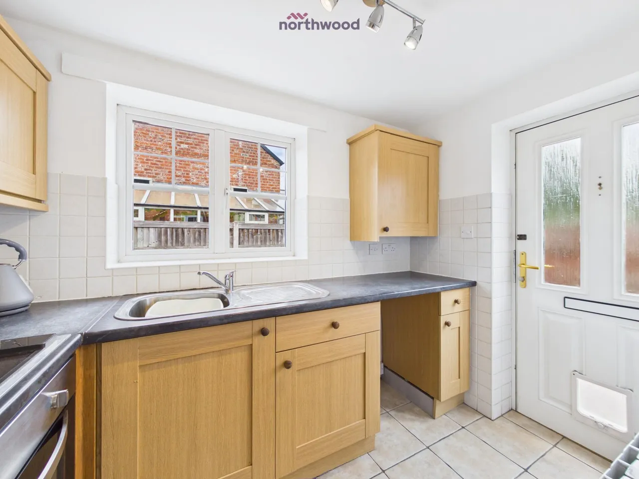 High Street, Wrexham, LL12, photo 6