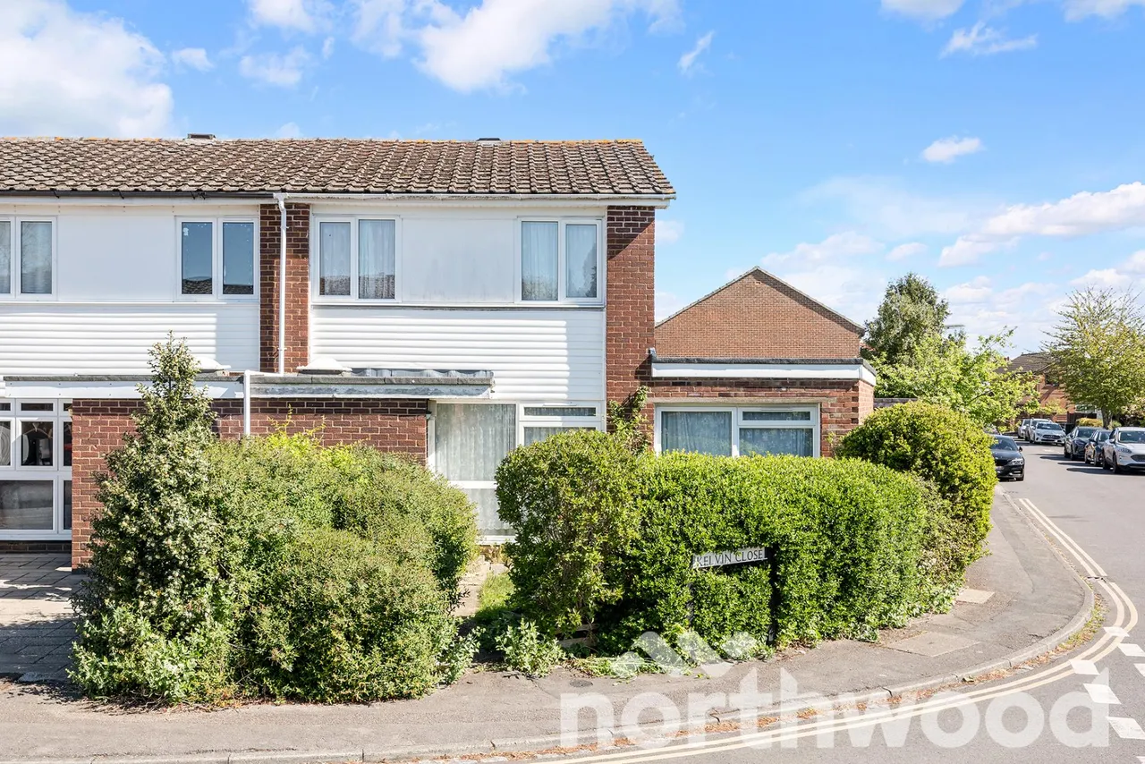 3 bed house for sale, Kelvin Close, West Ewell, KT19